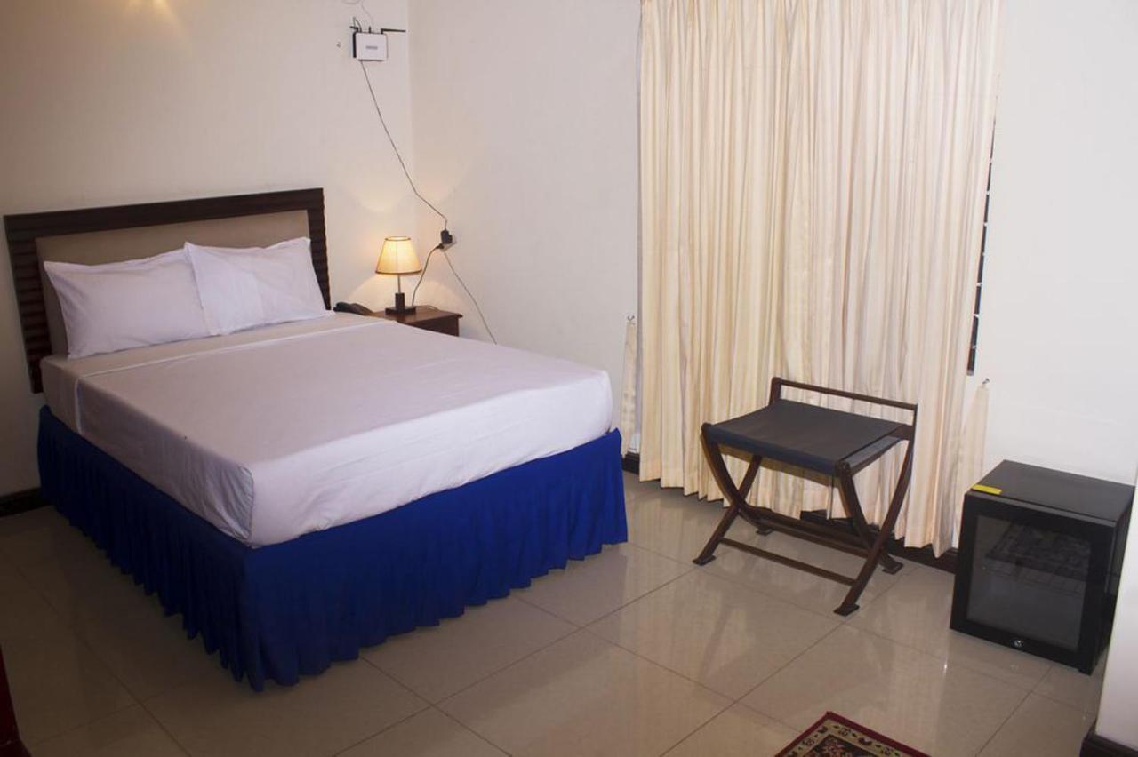 Hotel Tea Tree & Resort Dhaka Exteriör bild