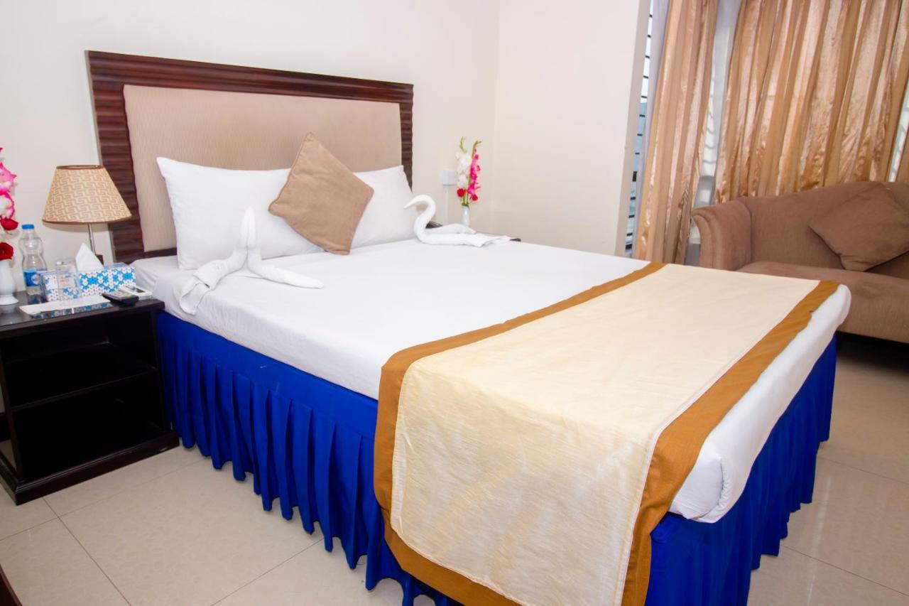 Hotel Tea Tree & Resort Dhaka Exteriör bild