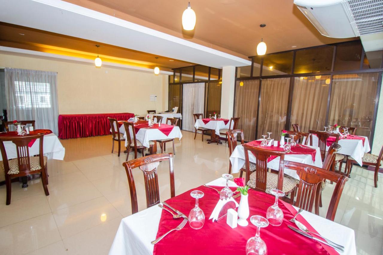 Hotel Tea Tree & Resort Dhaka Exteriör bild