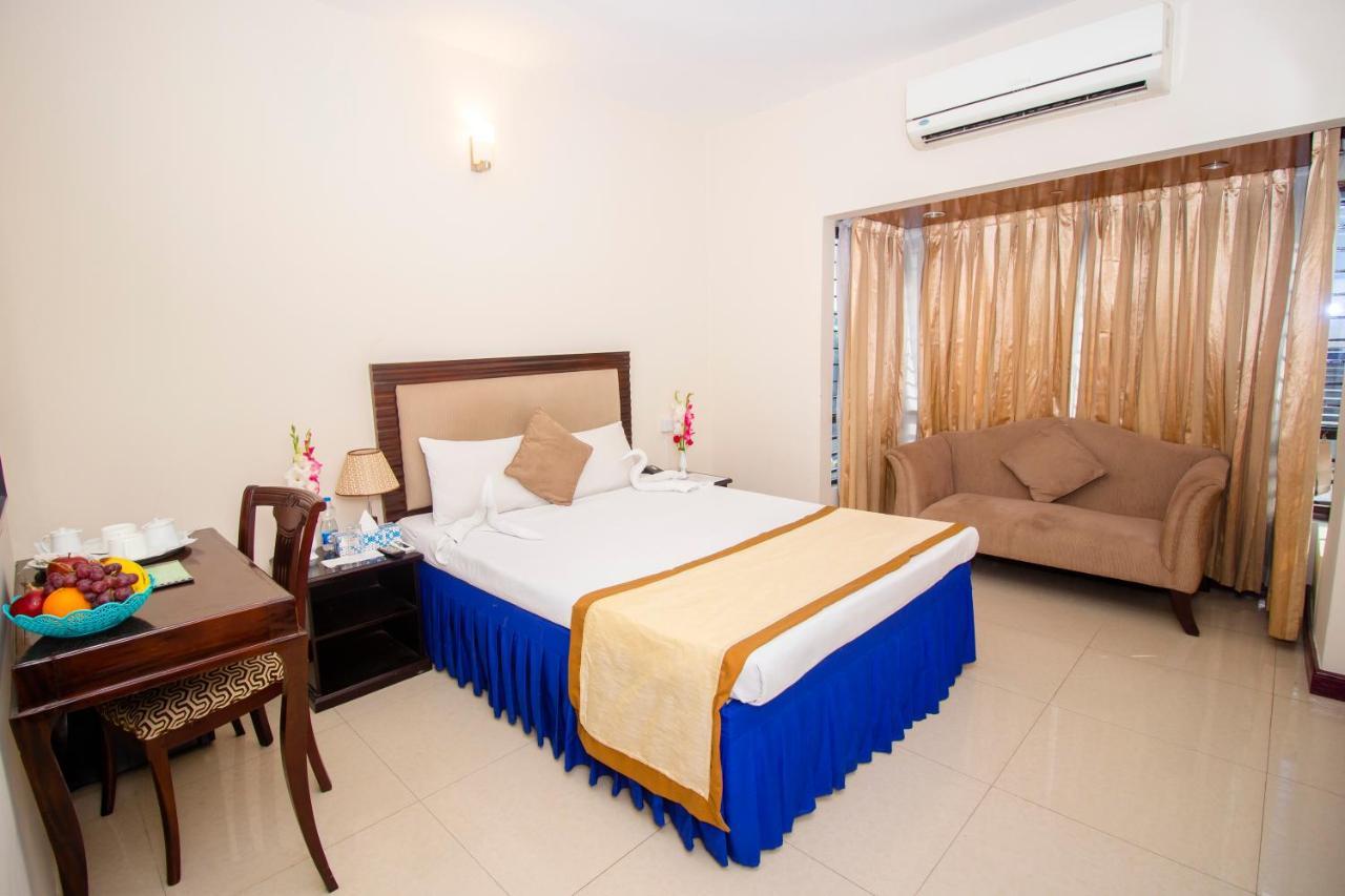 Hotel Tea Tree & Resort Dhaka Exteriör bild