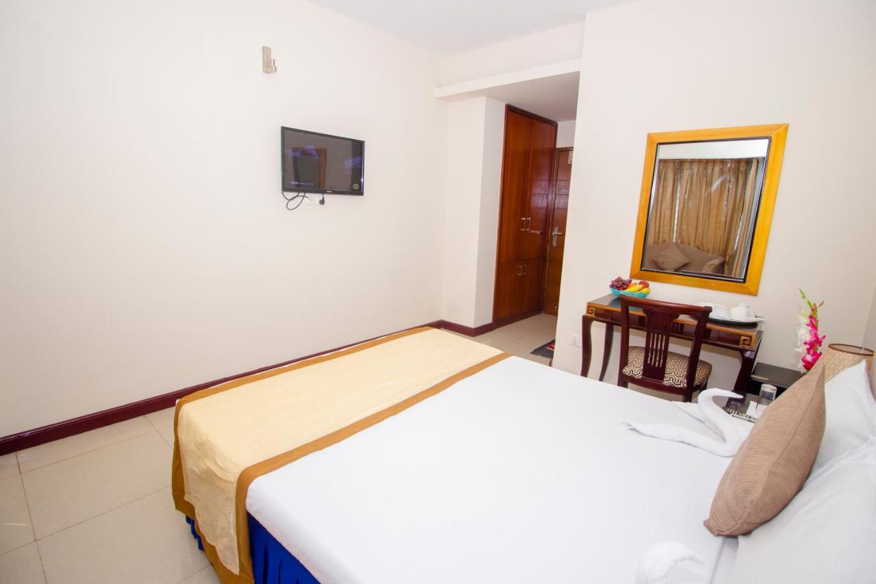 Hotel Tea Tree & Resort Dhaka Exteriör bild