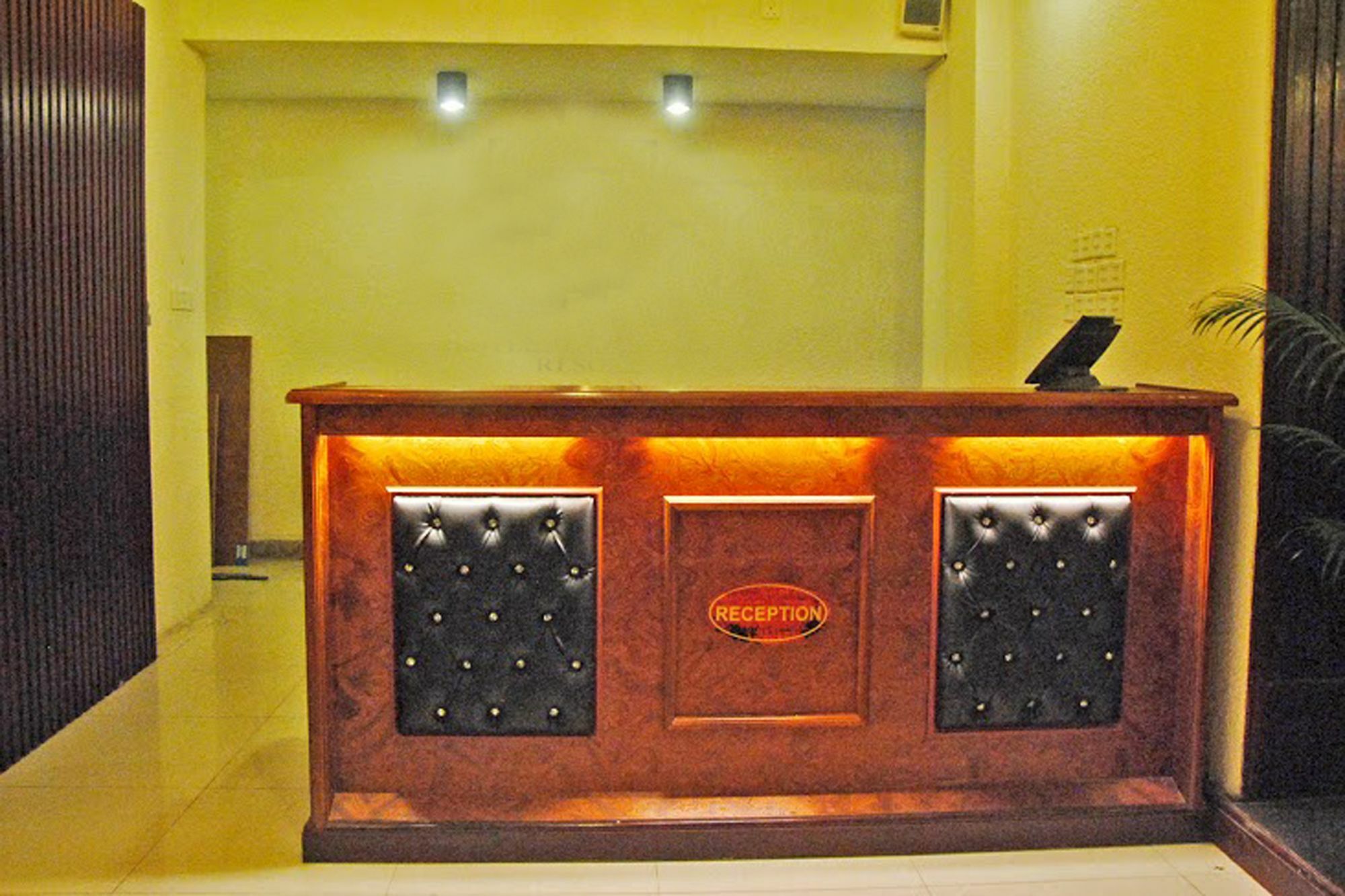 Hotel Tea Tree & Resort Dhaka Exteriör bild